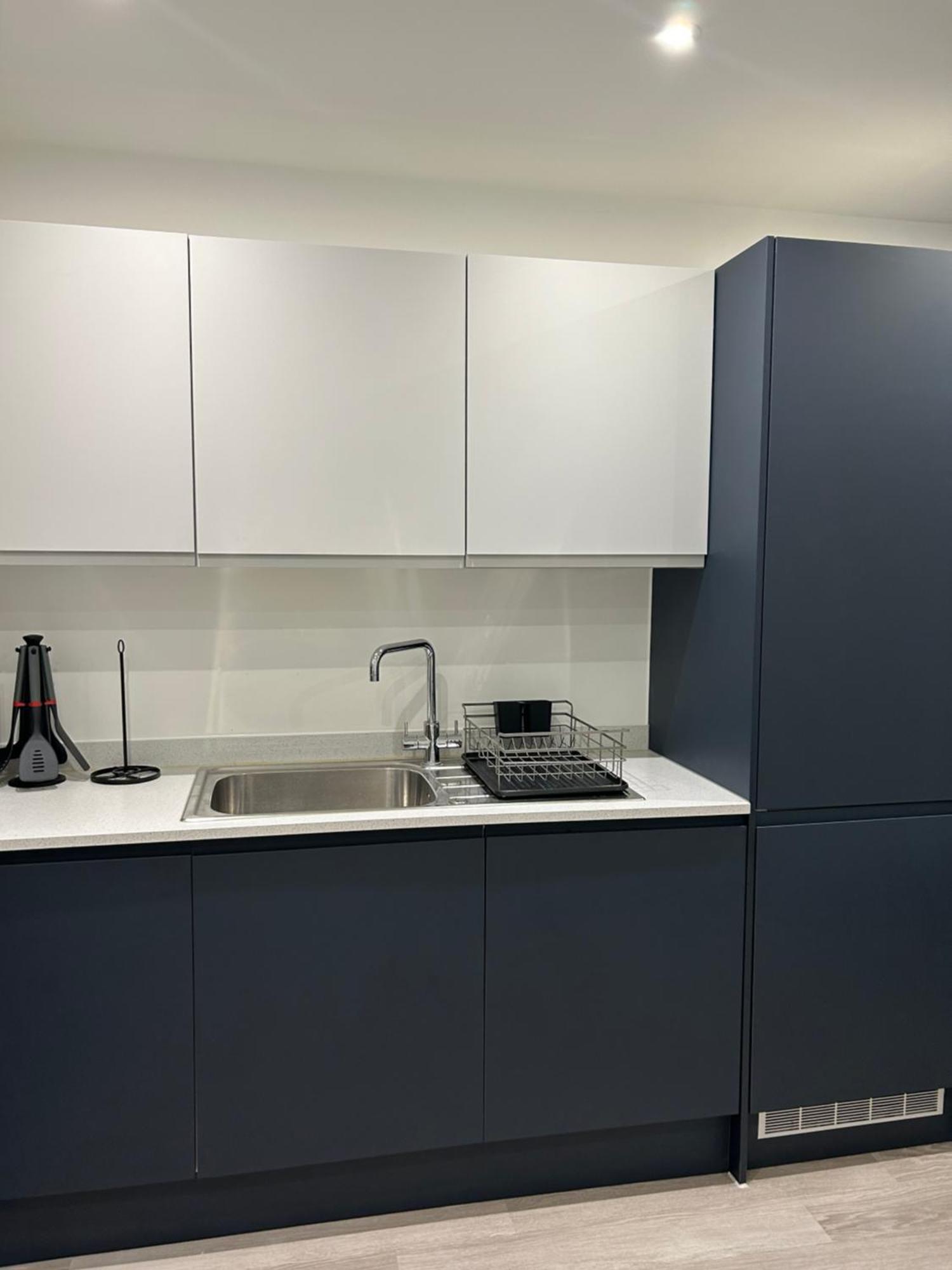 Kinzo'S Apartment 查塔姆 外观 照片